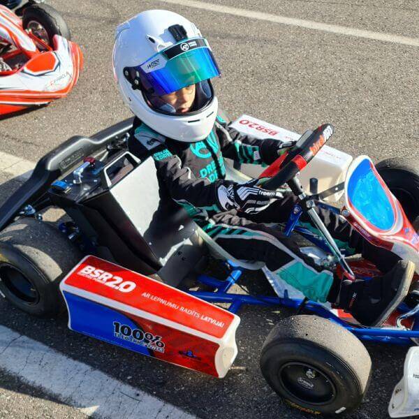 pufo driver kids kart for beginers for championships