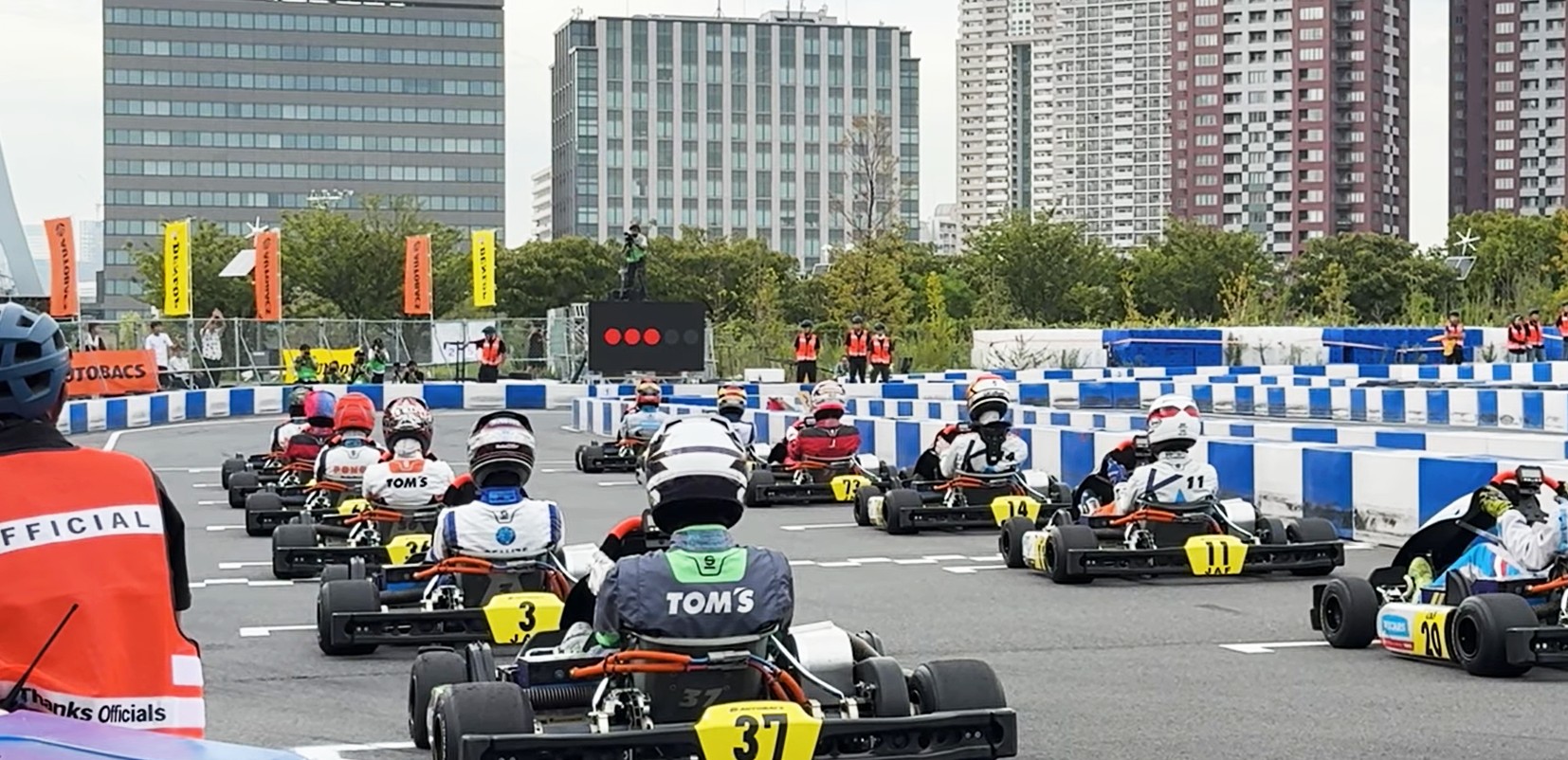 「トムスレーシング主催、BSRテクノロジー搭載。都市部で行われる次世代電動カート選手権、日本の新たなモータースポーツの形。」